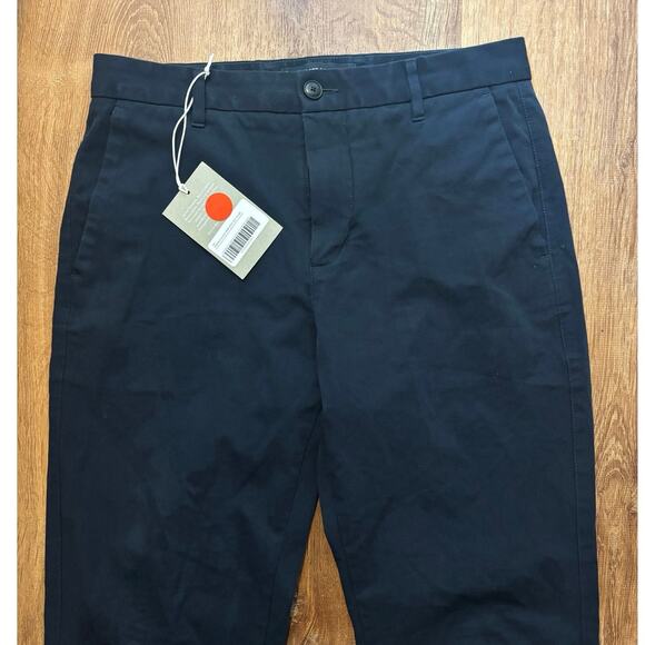 NWOT Everlane The Performance Chino Uniform
Straight Fit Navy Blue Size 31x30 - Picture 6 of 8